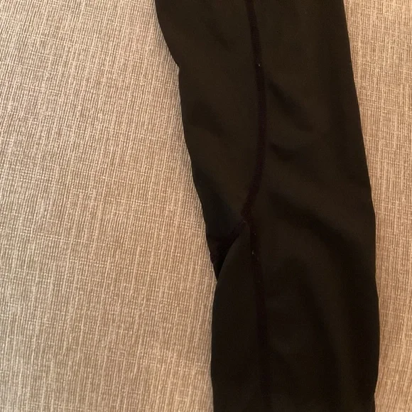 CLOTHING $5 - Picture 4 of 7